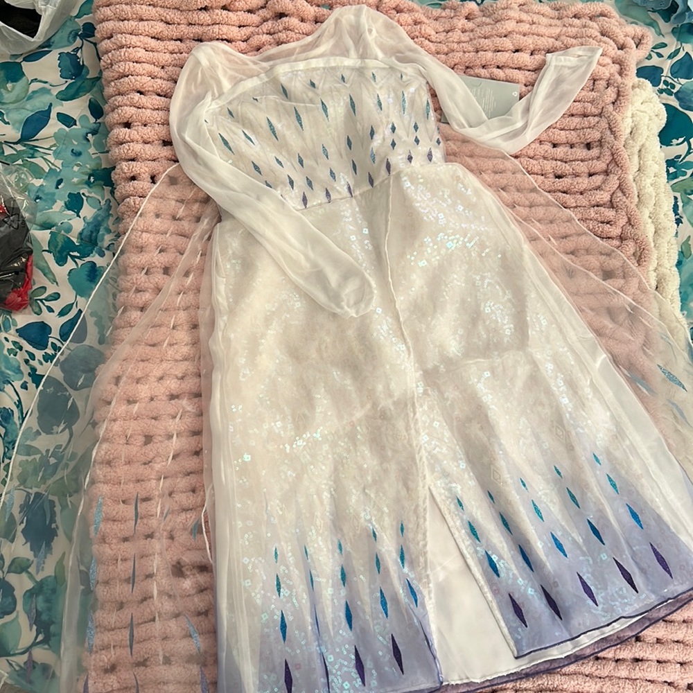 Brand new Elsa Halloween costume